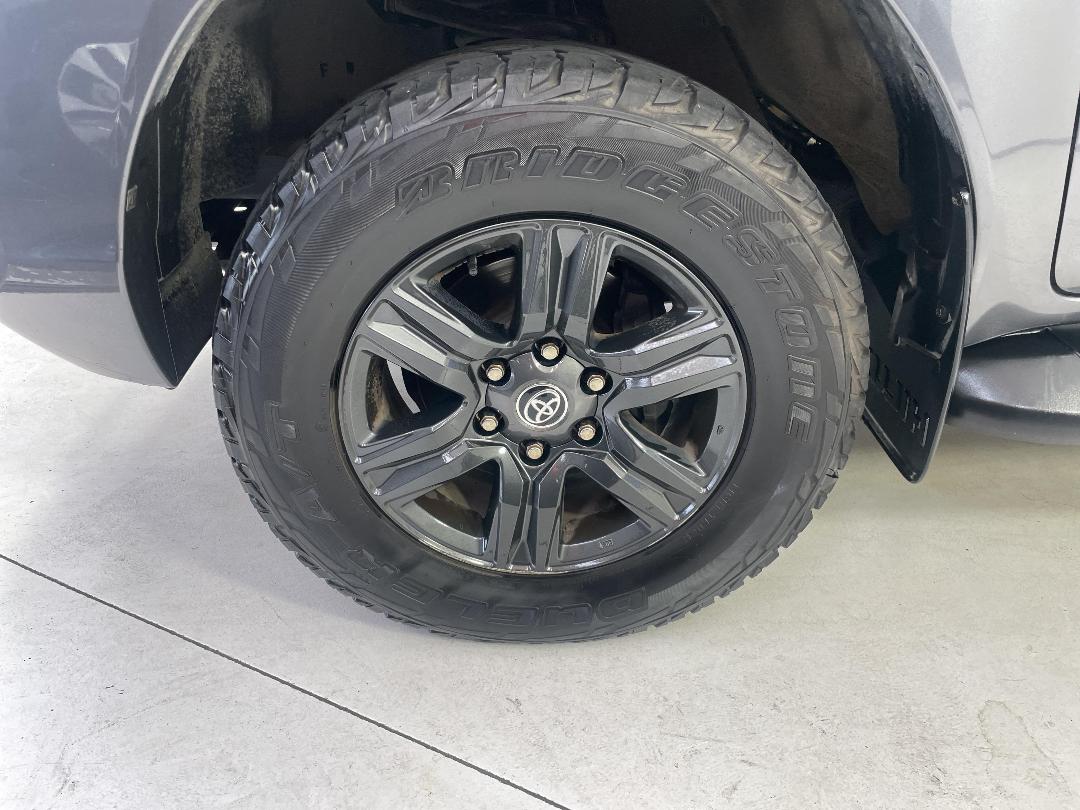 Photo '10' of Toyota Hilux Photo '10' of Toyota Hilux