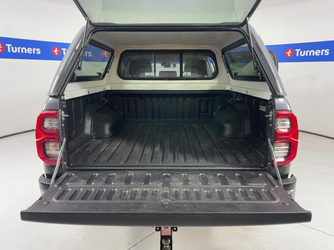 Photo '14' of Toyota Hilux Photo '14' of Toyota Hilux