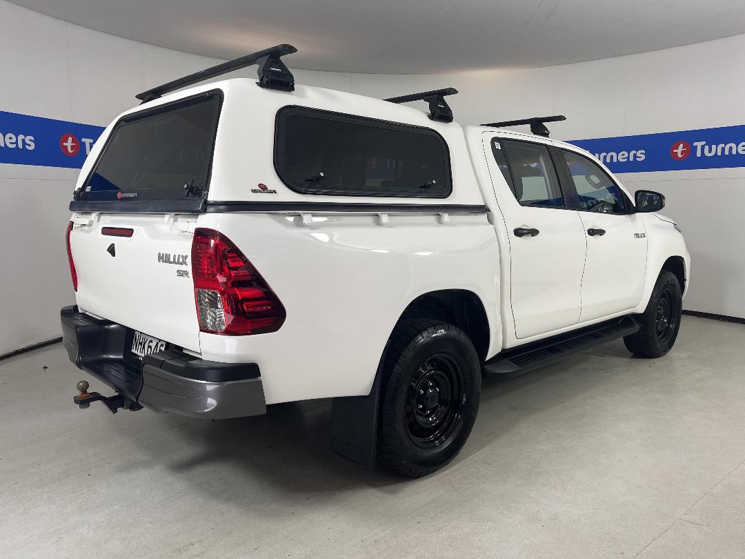 Photo '7' of Toyota Hilux Photo '7' of Toyota Hilux