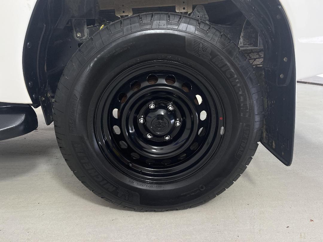 Photo '11' of Toyota Hilux Photo '11' of Toyota Hilux