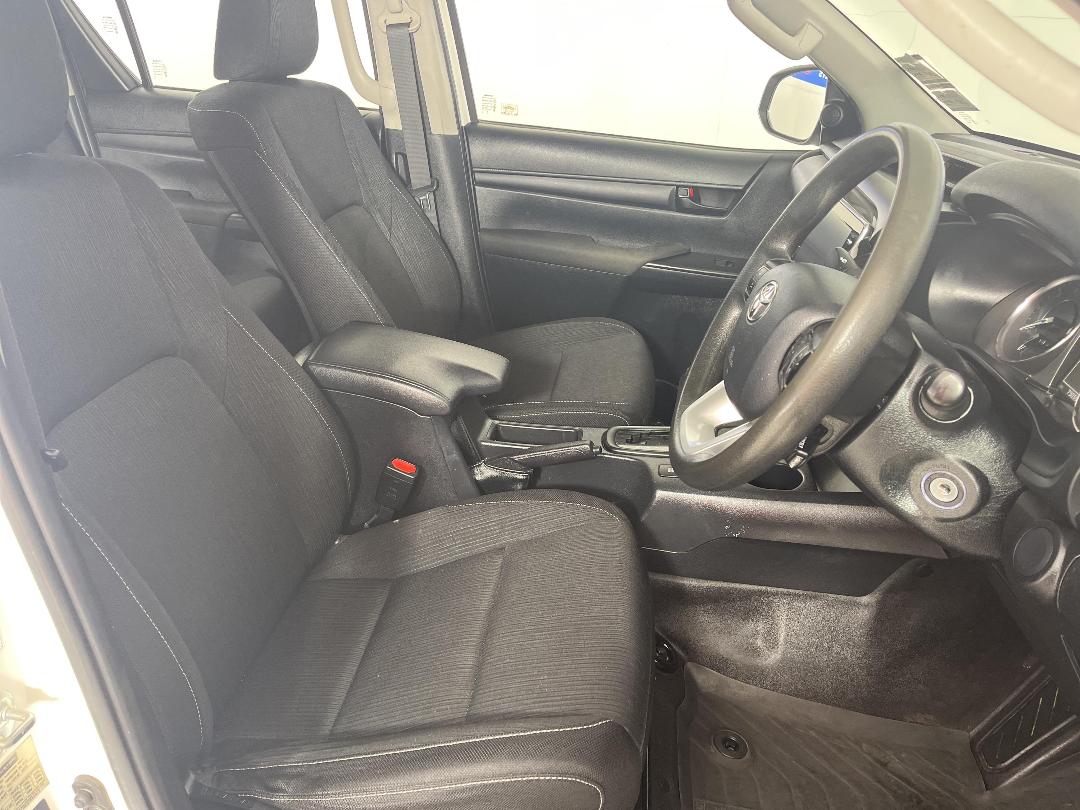 Photo '16' of Toyota Hilux Photo '16' of Toyota Hilux