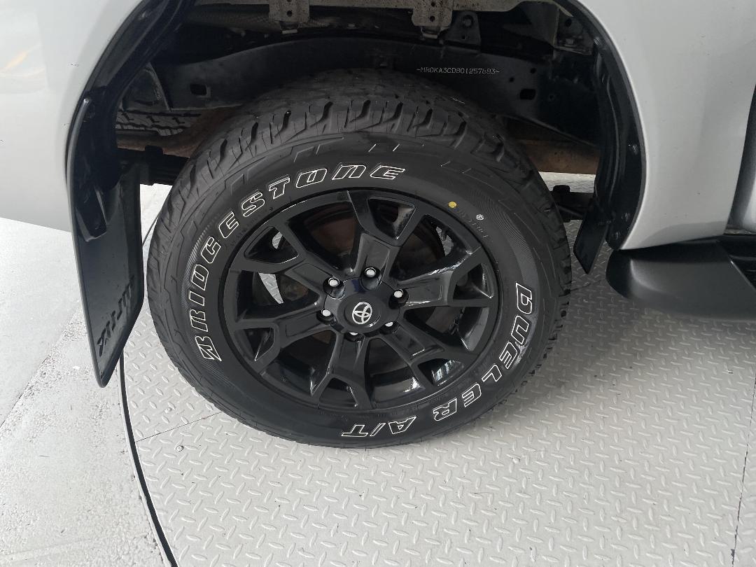 Photo '12' of Toyota Hilux Photo '12' of Toyota Hilux