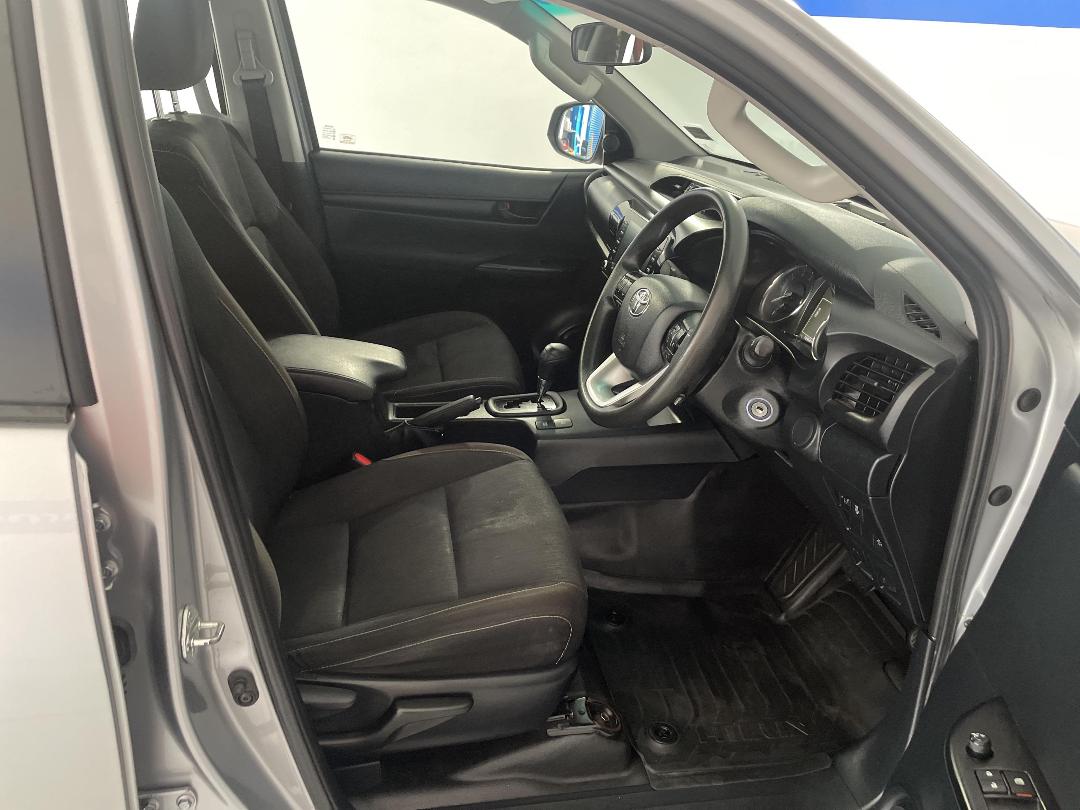 Photo '16' of Toyota Hilux Photo '16' of Toyota Hilux