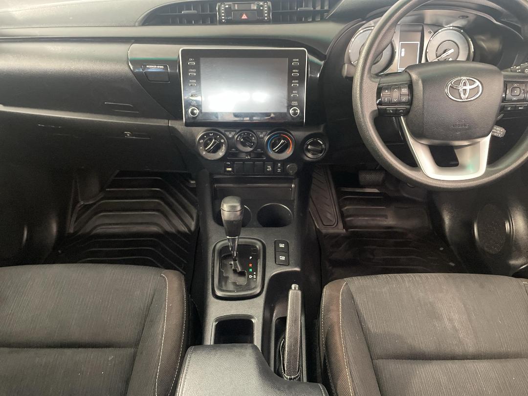 Photo '18' of Toyota Hilux Photo '18' of Toyota Hilux