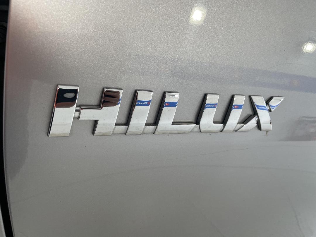 Photo '36' of Toyota Hilux Photo '36' of Toyota Hilux