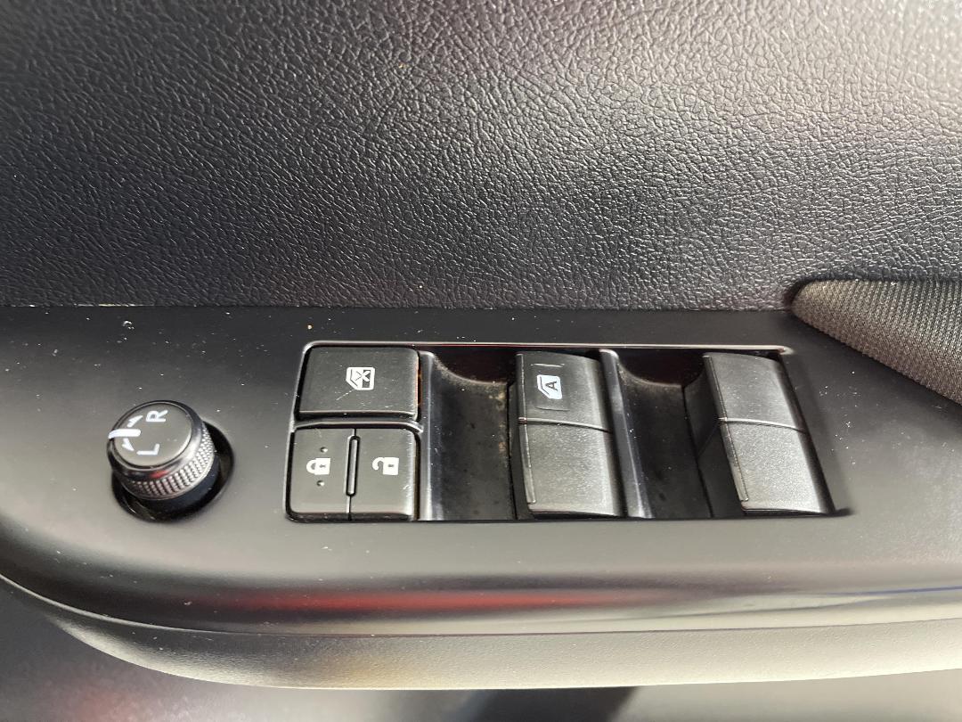 Photo '26' of Toyota Hilux