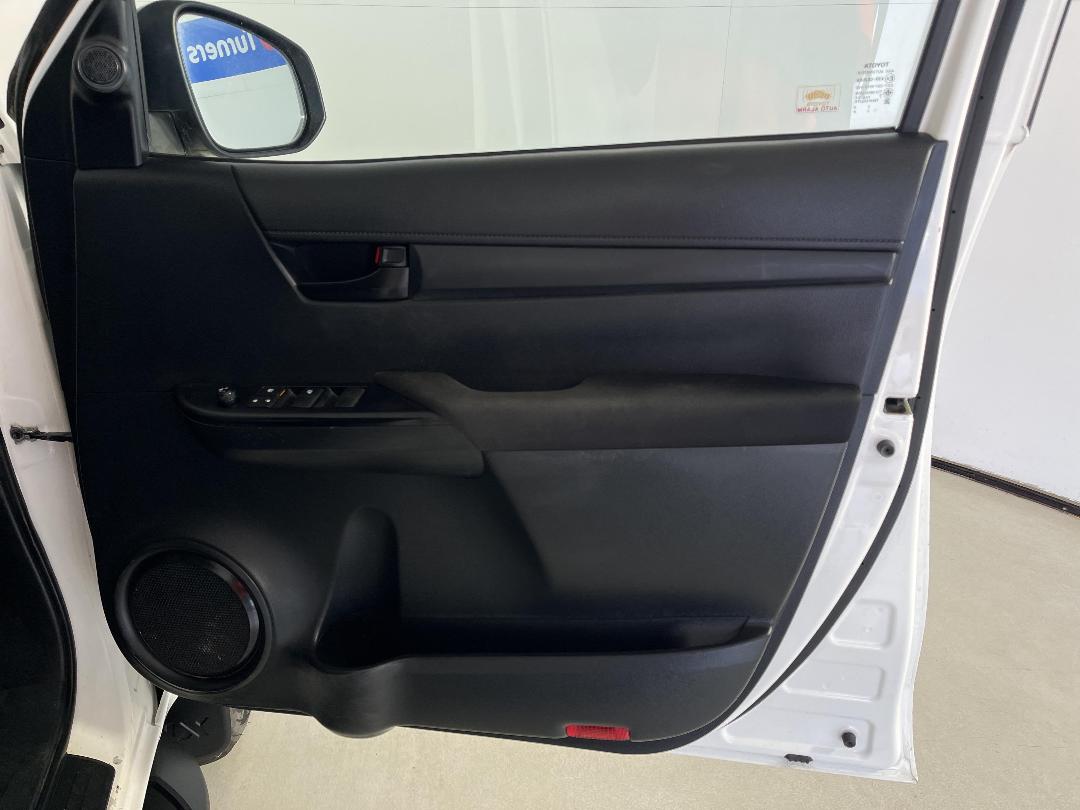 Photo '15' of Toyota Hilux Photo '15' of Toyota Hilux