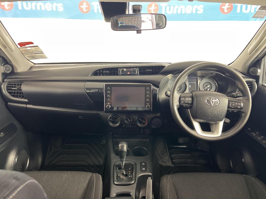 Photo '17' of Toyota Hilux Photo '17' of Toyota Hilux