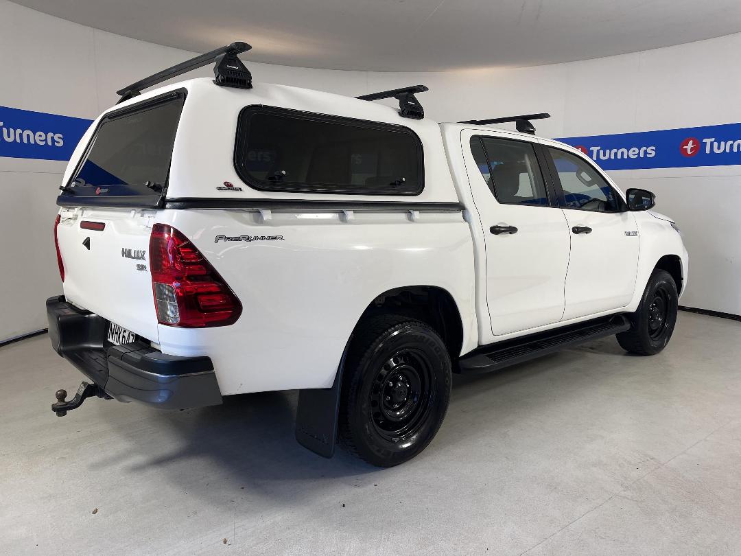 Photo '7' of Toyota Hilux Photo '7' of Toyota Hilux