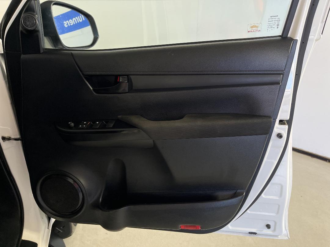 Photo '15' of Toyota Hilux Photo '15' of Toyota Hilux