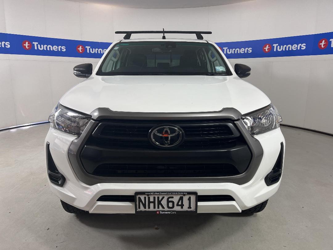 Photo '2' of Toyota Hilux