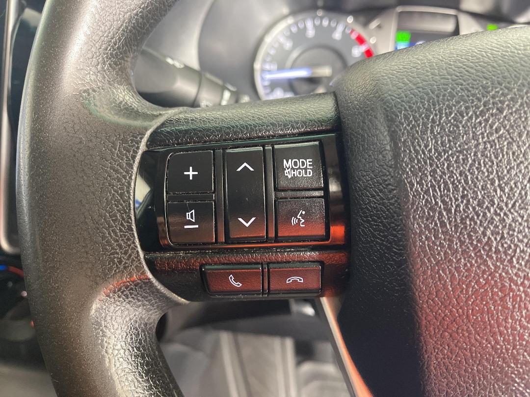 Photo '24' of Toyota Hilux