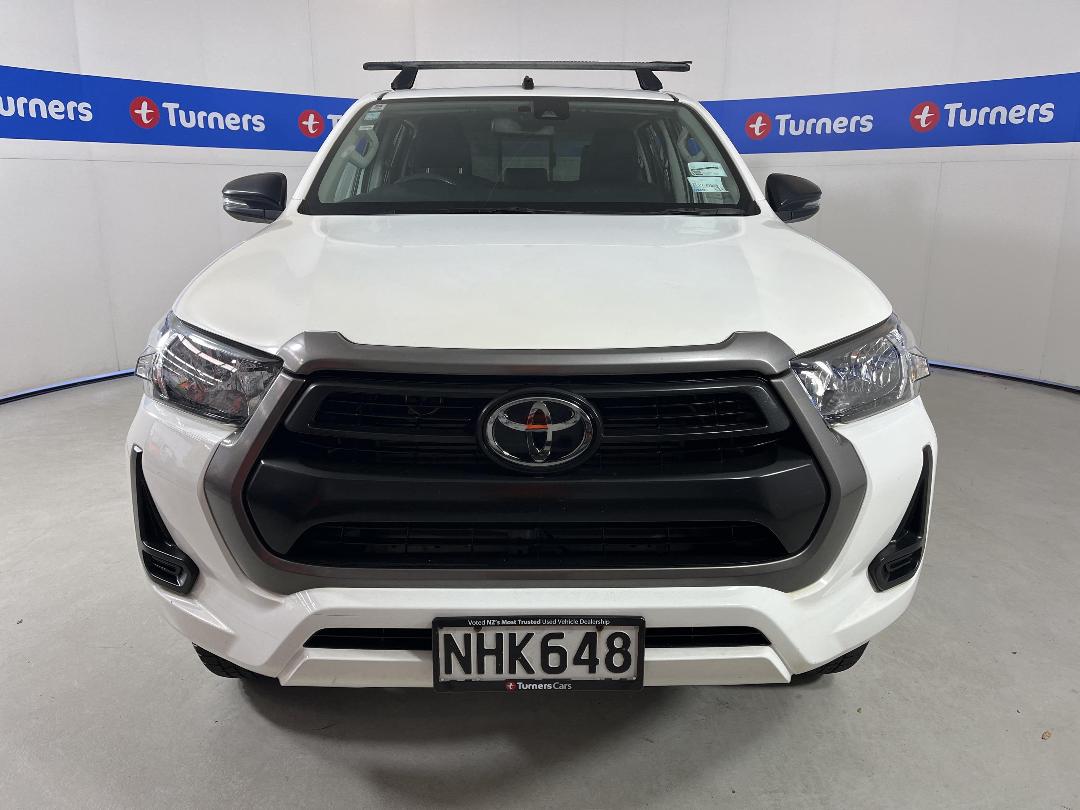 Photo '2' of Toyota Hilux
