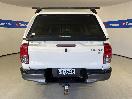 Thumbnail '6' of Toyota Hilux