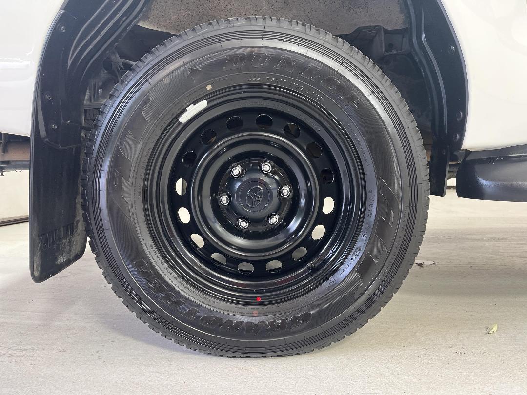 Photo '12' of Toyota Hilux Photo '12' of Toyota Hilux