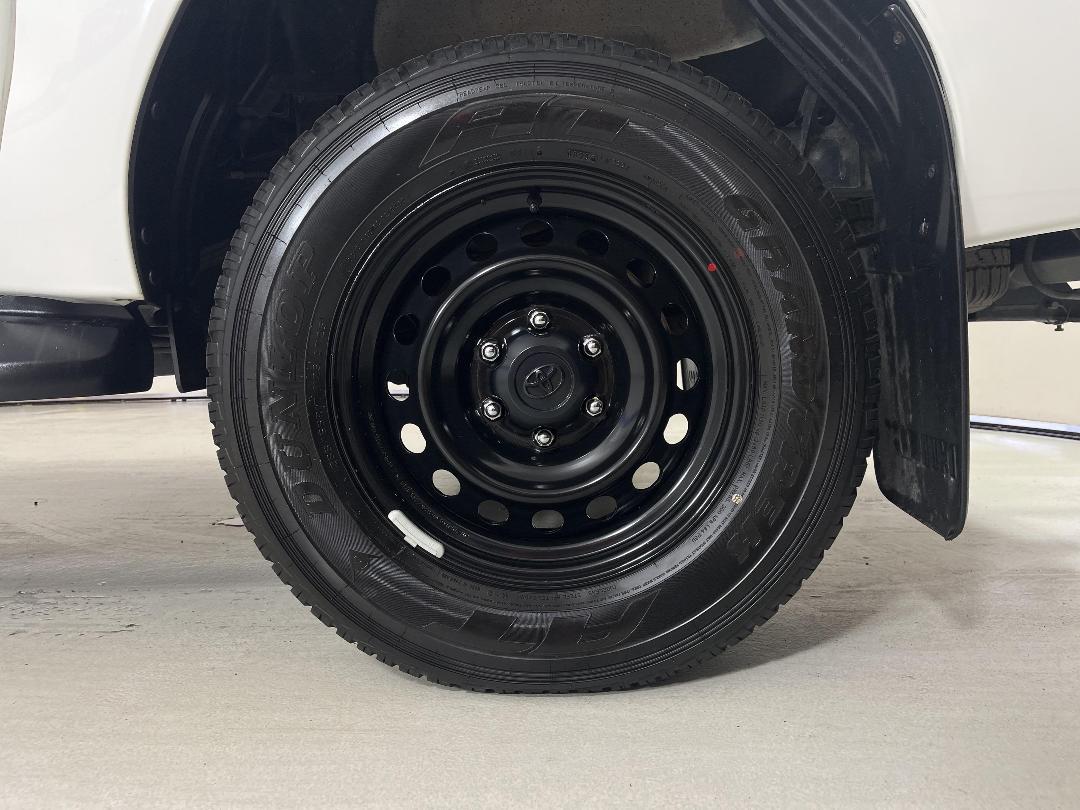 Photo '11' of Toyota Hilux Photo '11' of Toyota Hilux