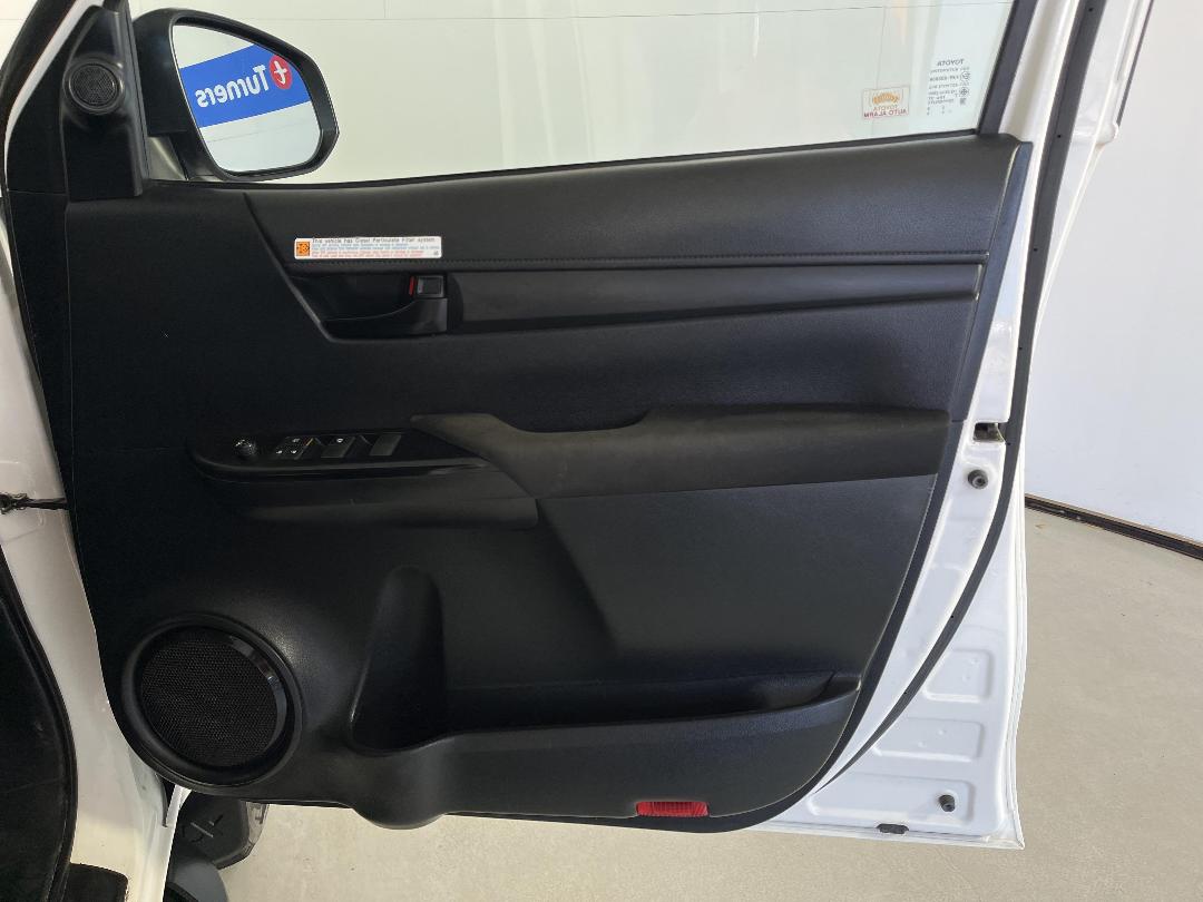 Photo '15' of Toyota Hilux