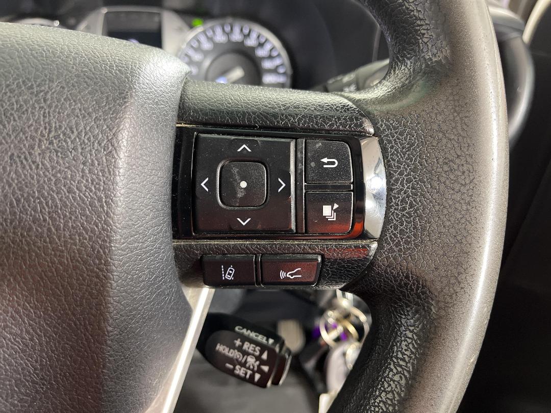 Photo '25' of Toyota Hilux