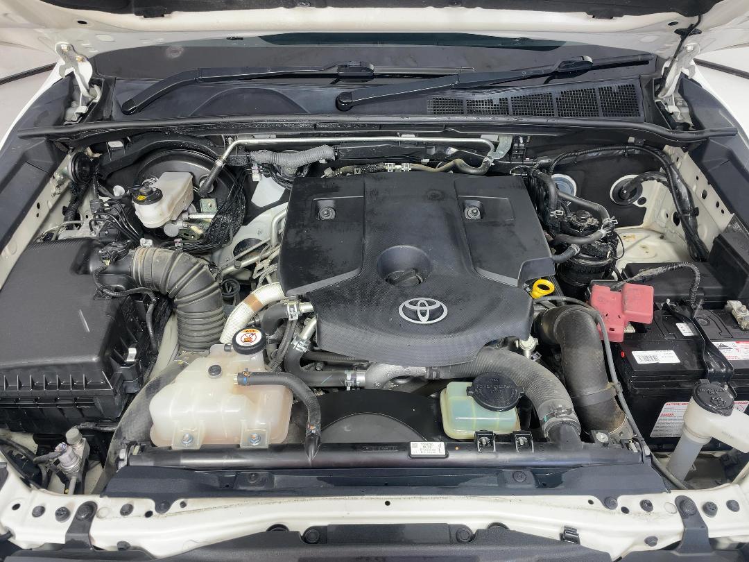 Photo '13' of Toyota Hilux