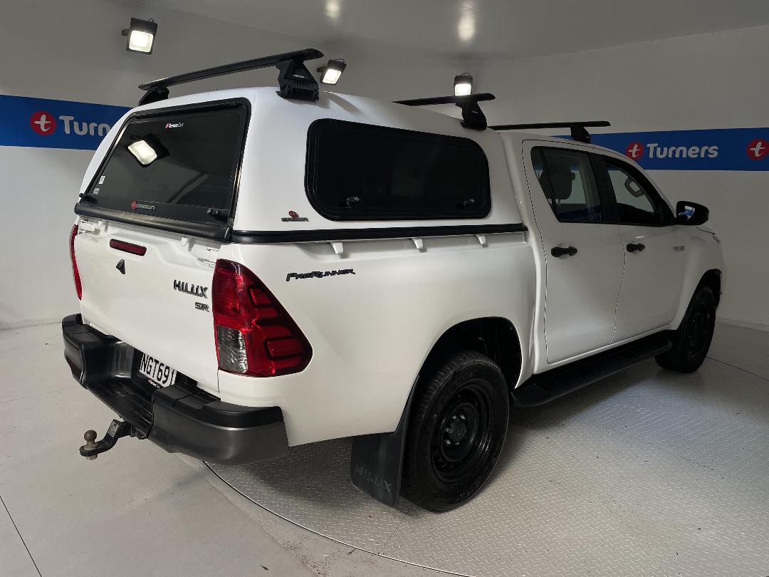 Photo '7' of Toyota Hilux