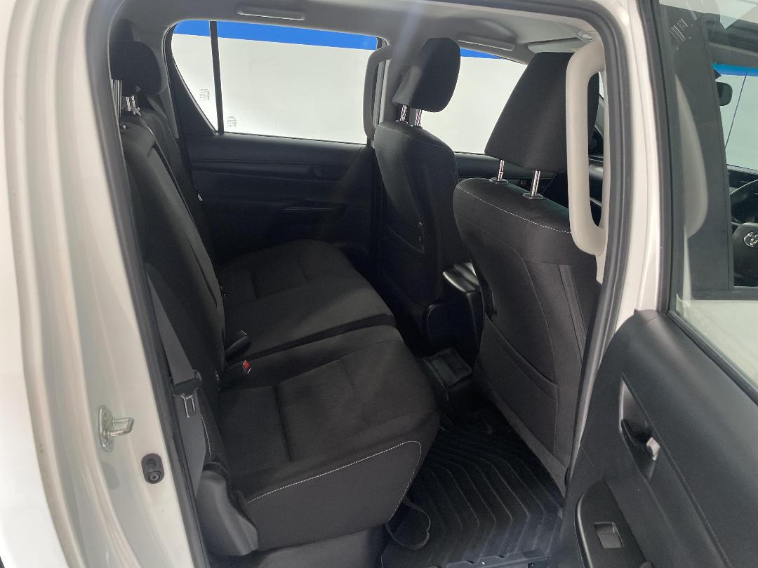 Photo '20' of Toyota Hilux