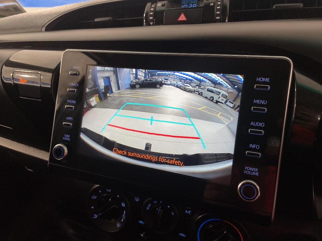 Photo '30' of Toyota Hilux