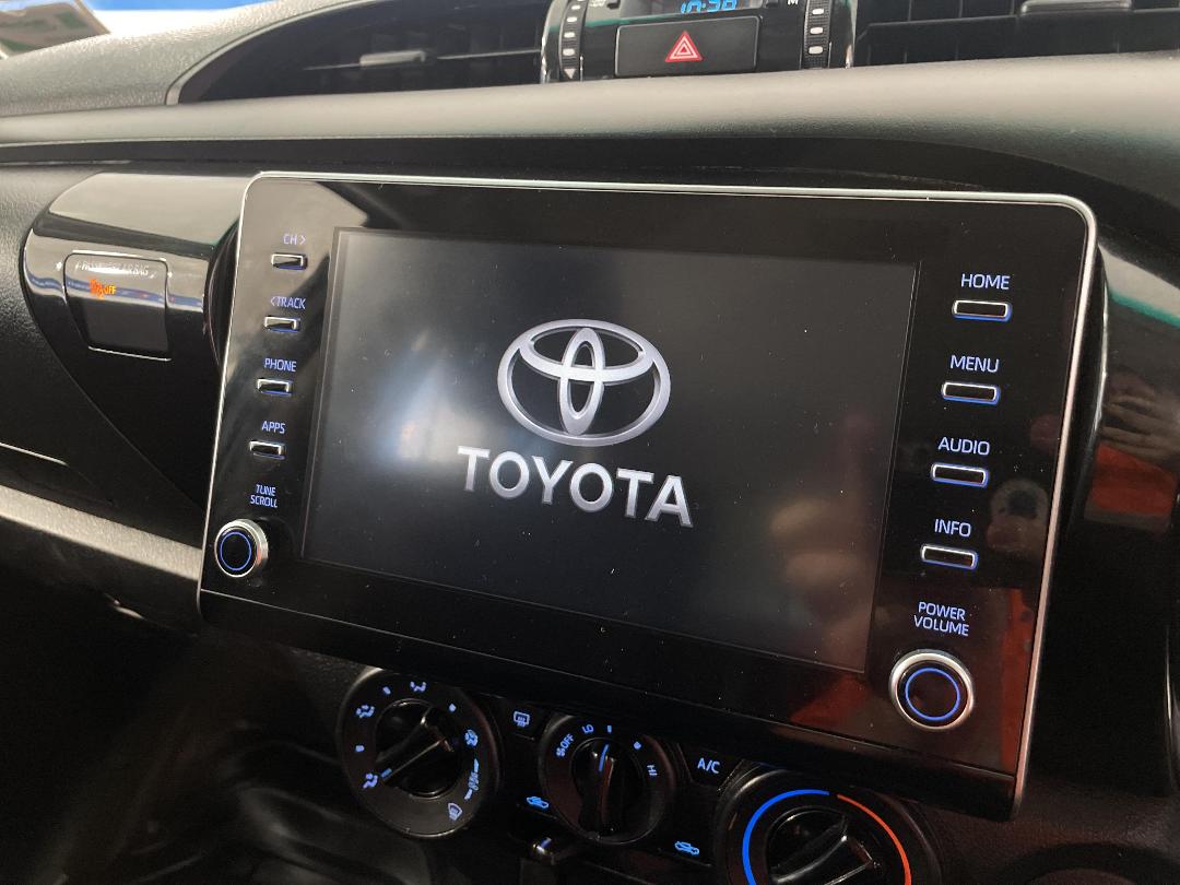 Photo '29' of Toyota Hilux