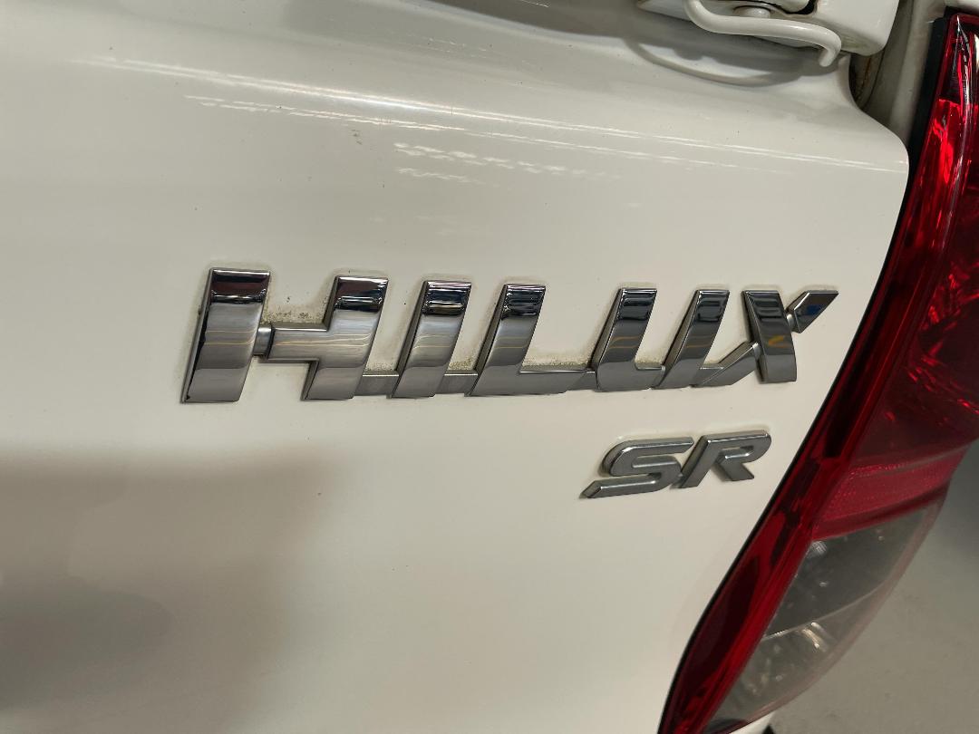 Photo '37' of Toyota Hilux