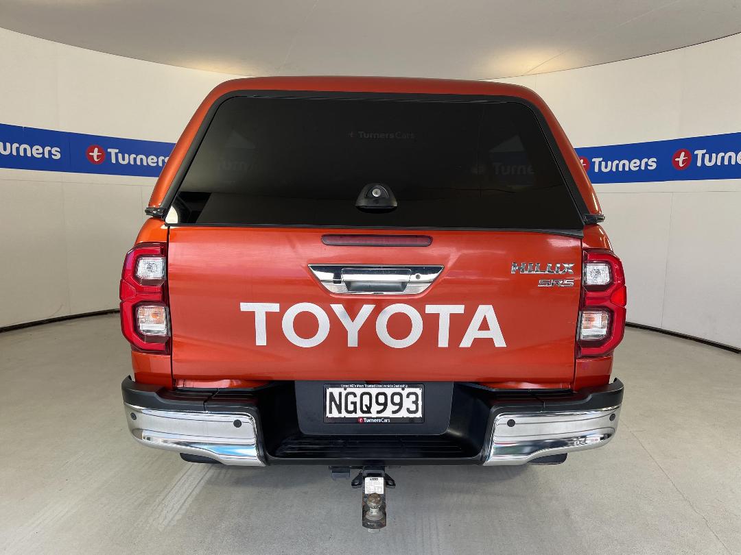 Photo '6' of Toyota Hilux