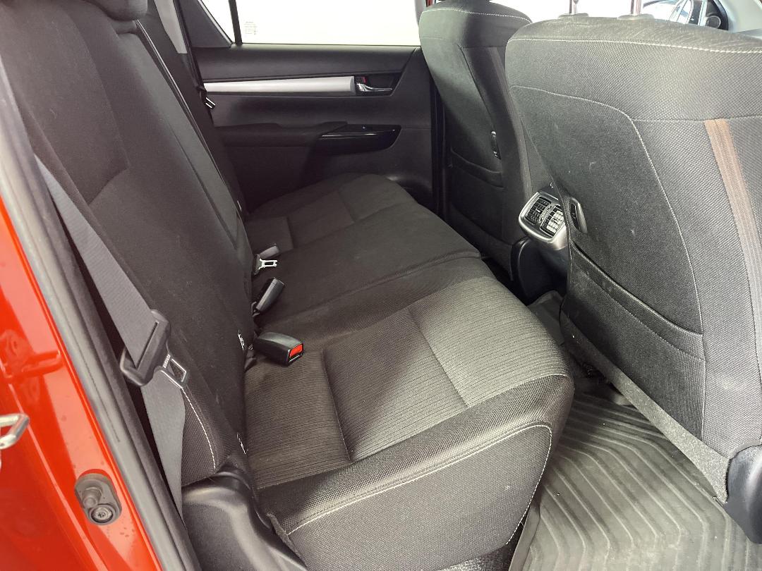 Photo '20' of Toyota Hilux