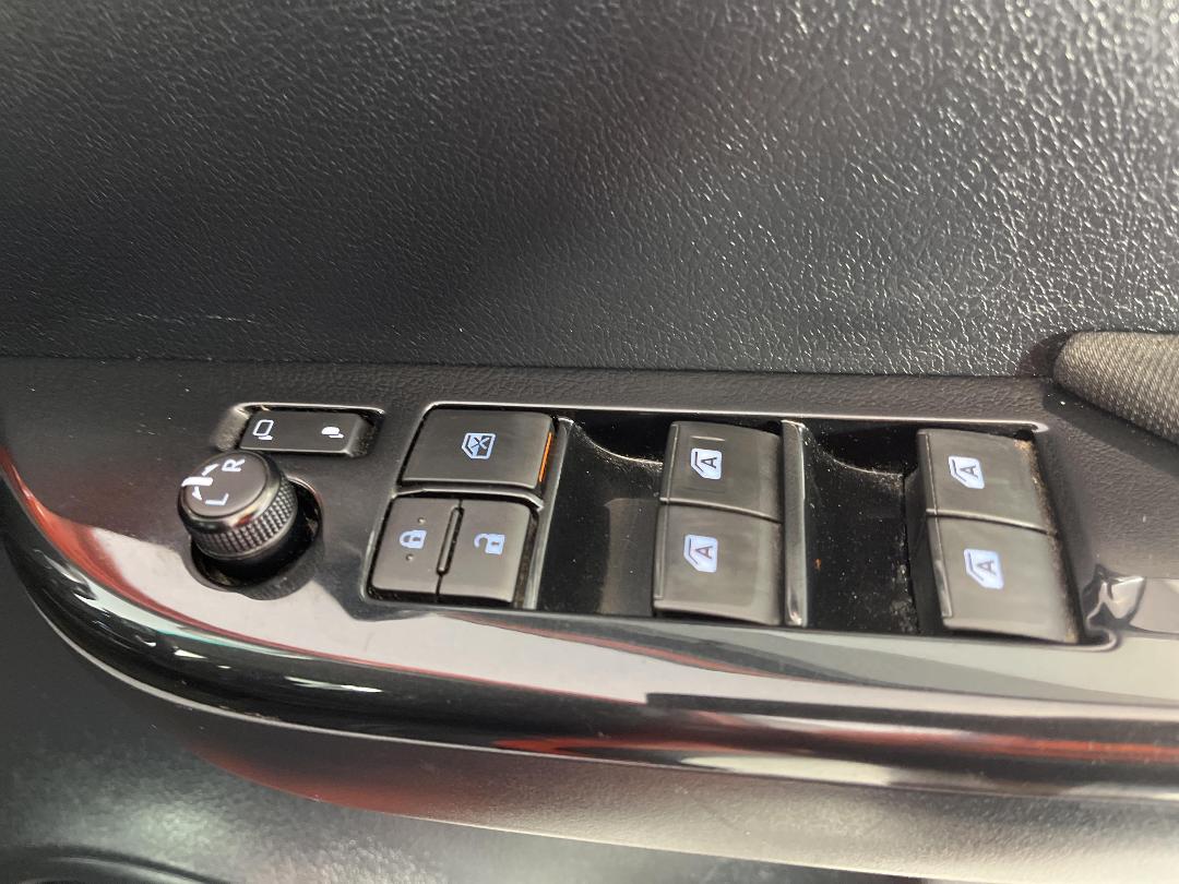 Photo '23' of Toyota Hilux