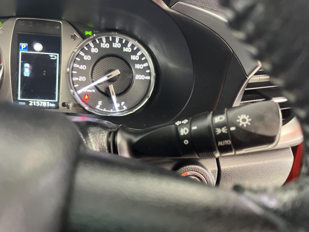 Photo '26' of Toyota Hilux