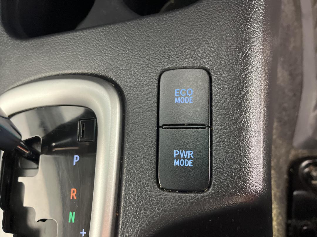 Photo '30' of Toyota Hilux