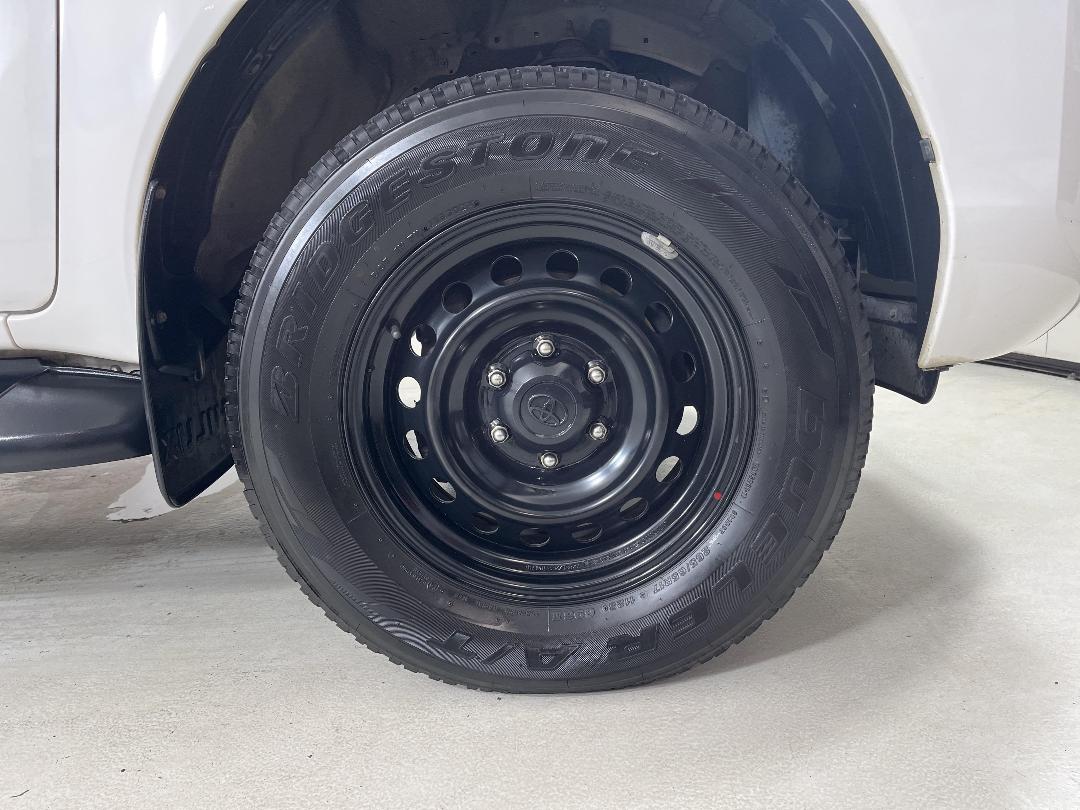 Photo '9' of Toyota Hilux Photo '9' of Toyota Hilux