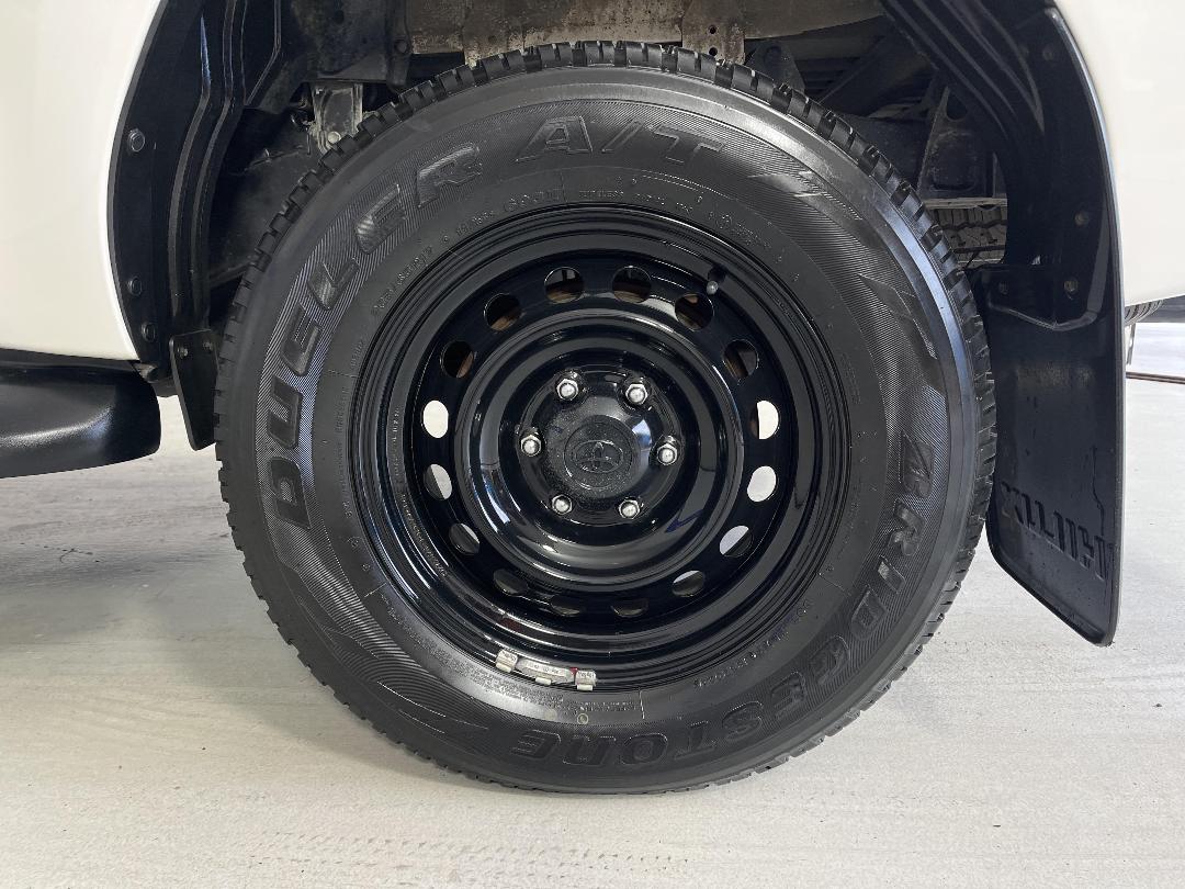 Photo '11' of Toyota Hilux Photo '11' of Toyota Hilux