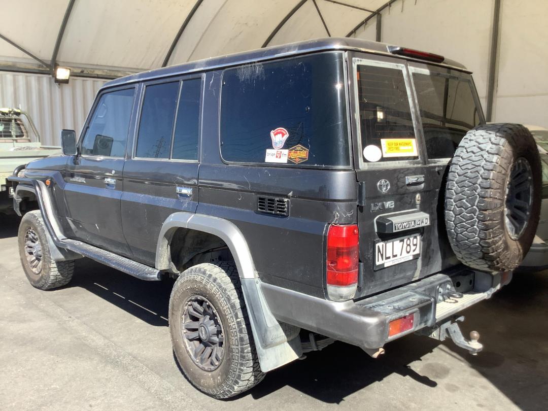 Photo '5' of Toyota Landcruiser LX
