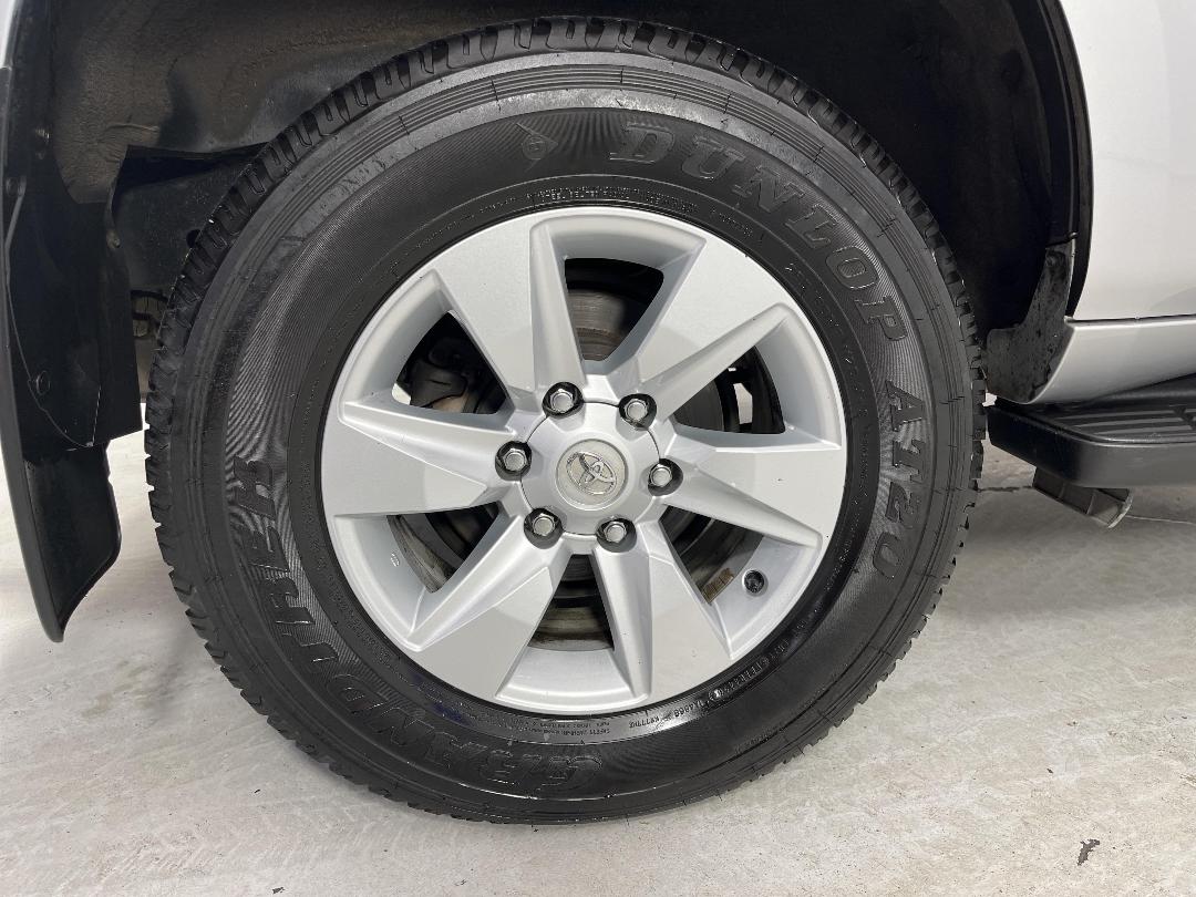 Photo '12' of Toyota Landcruiser Prado