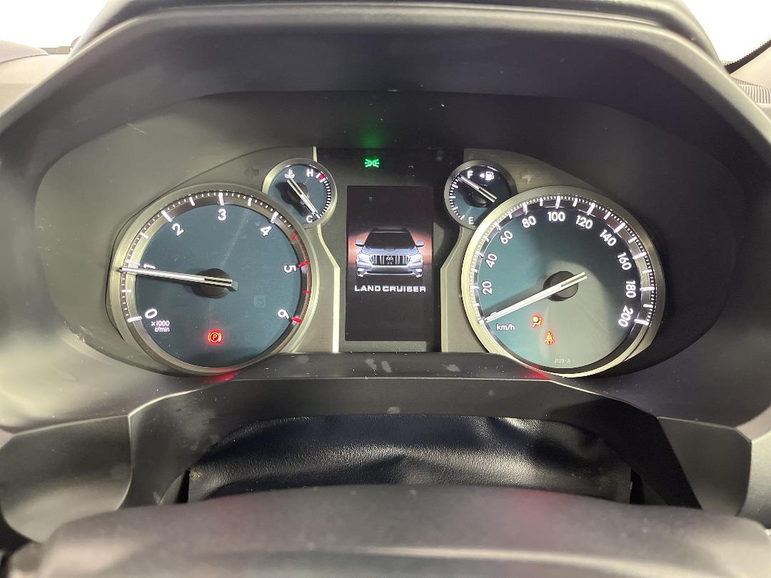 Photo '21' of Toyota Landcruiser Prado