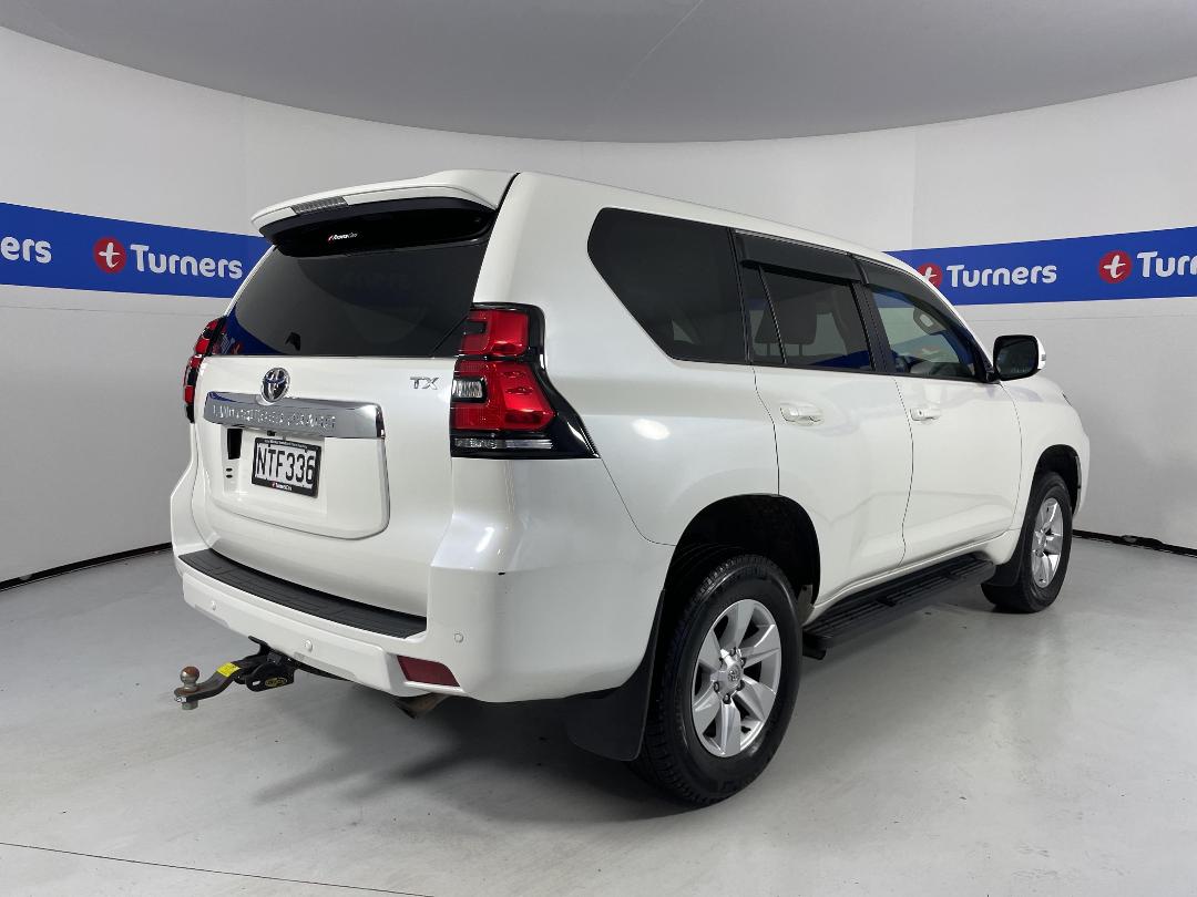 Photo '7' of Toyota Landcruiser Prado Photo '7' of Toyota Landcruiser Prado