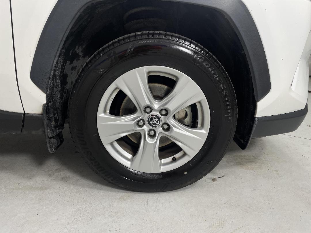 Photo '9' of Toyota Rav4