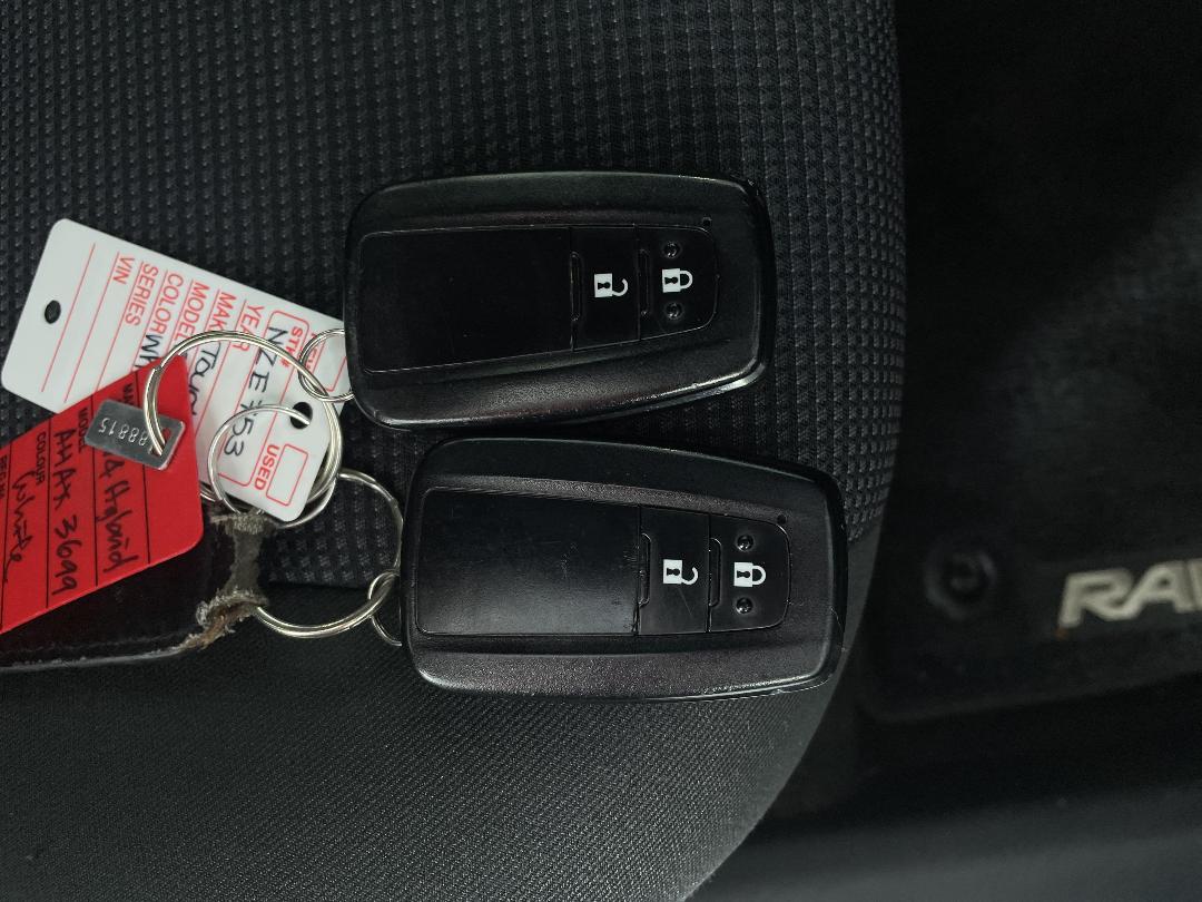 Photo '22' of Toyota Rav4