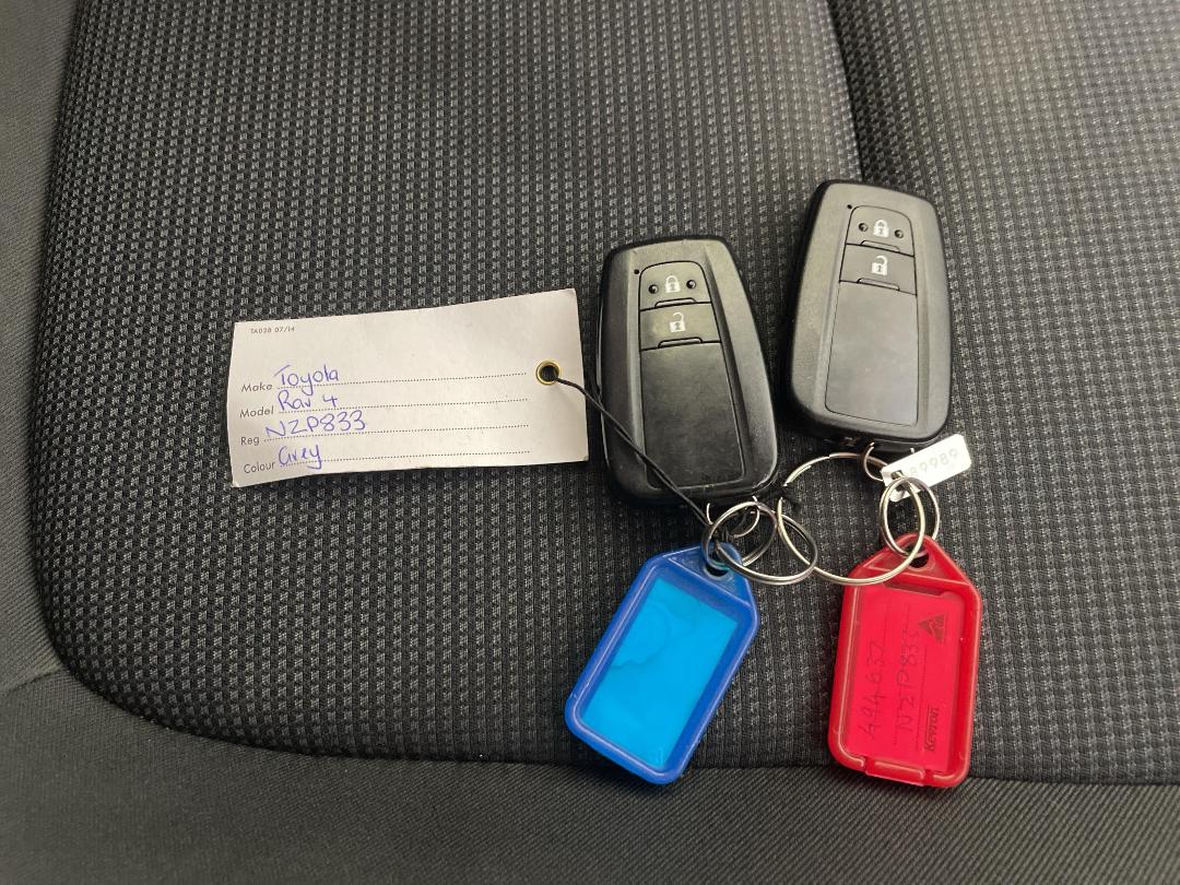 Photo '22' of Toyota Rav4