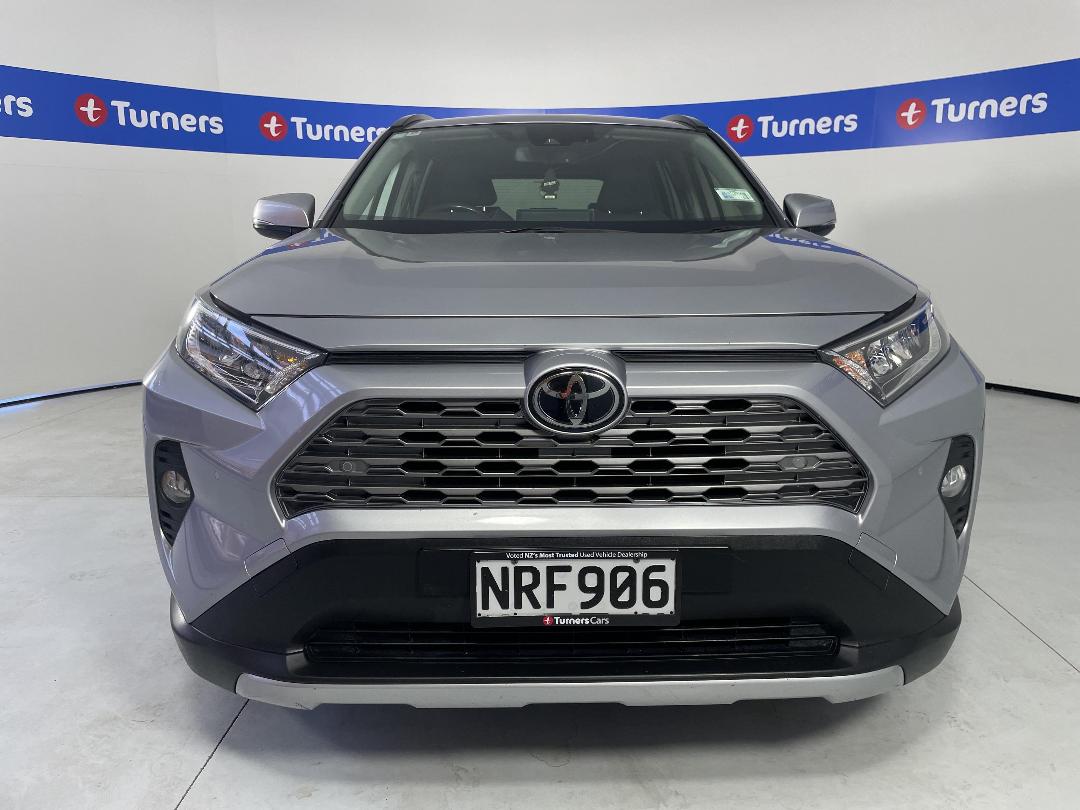 Photo '2' of Toyota Rav4