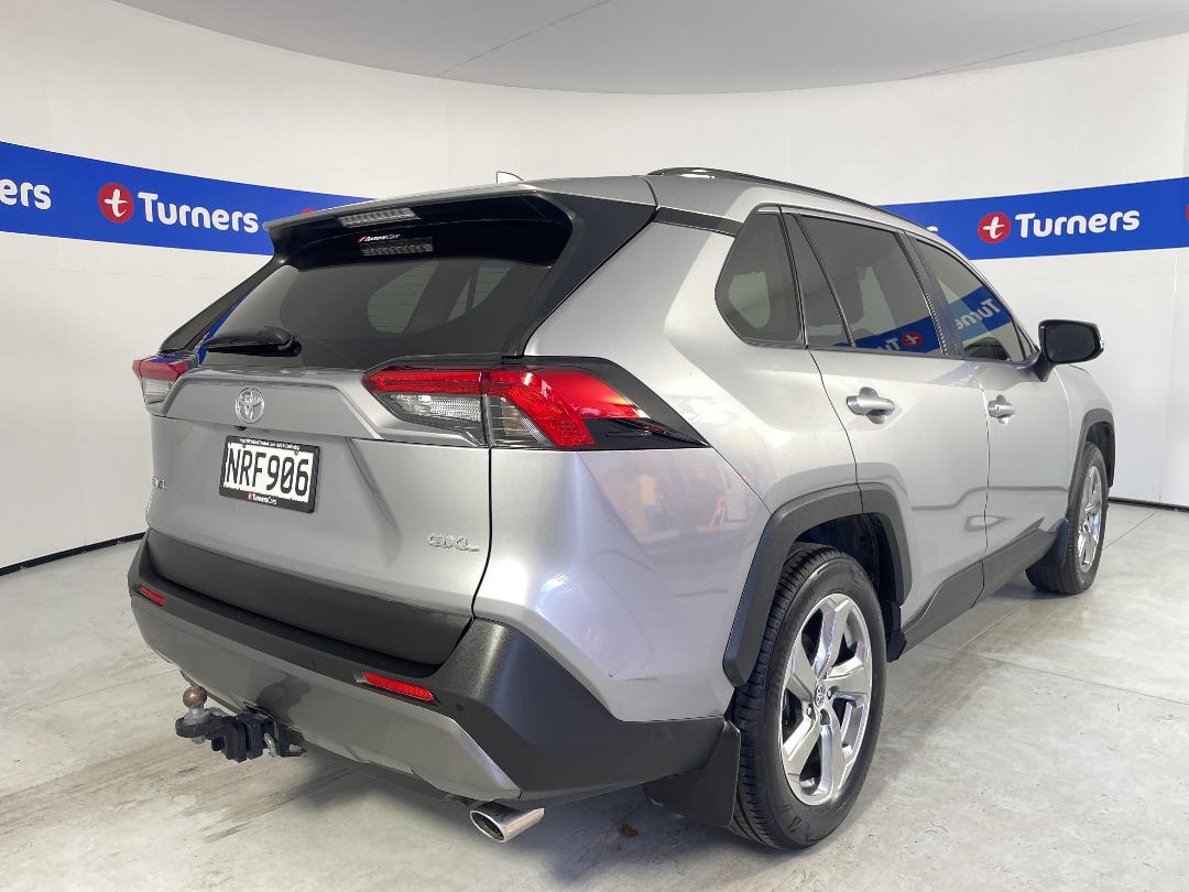 Photo '7' of Toyota Rav4