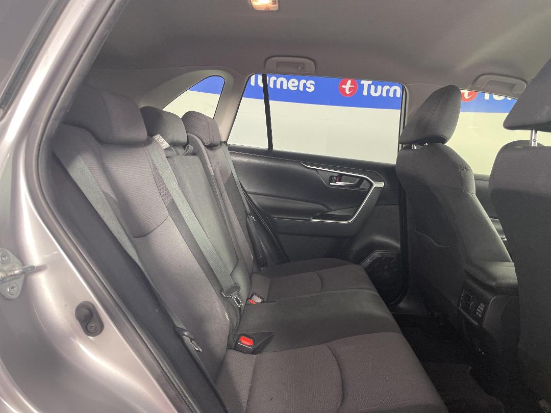 Photo '20' of Toyota Rav4