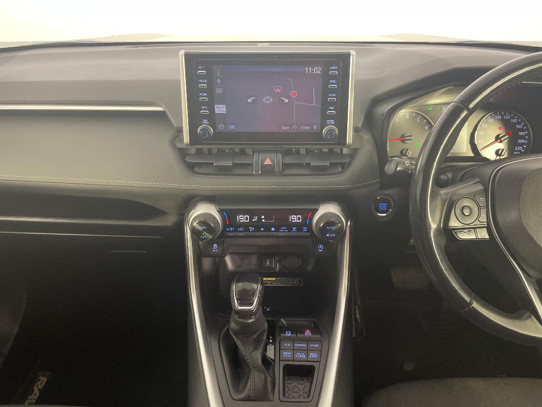 Photo '18' of Toyota Rav4