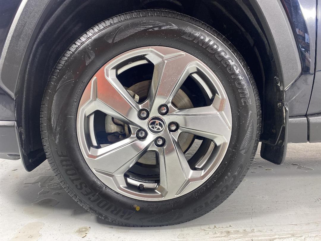 Photo '10' of Toyota Rav4