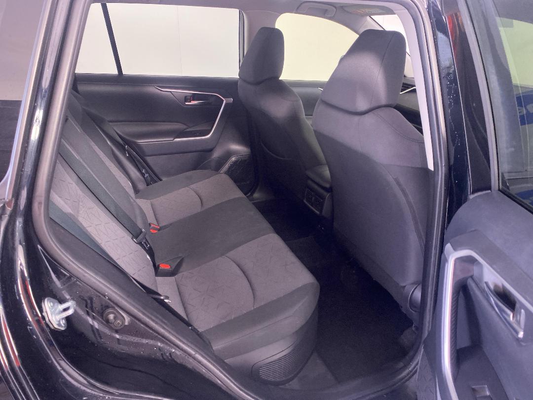 Photo '20' of Toyota Rav4