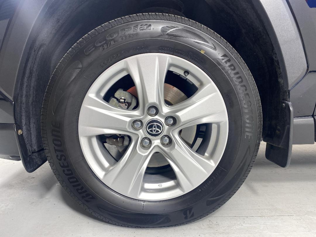 Photo '10' of Toyota Rav4 Photo '10' of Toyota Rav4