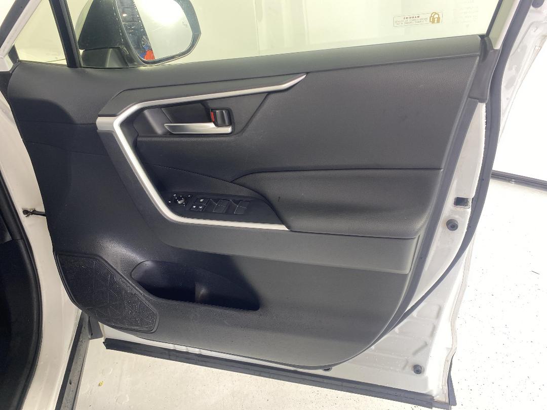 Photo '15' of Toyota Rav4 Photo '15' of Toyota Rav4